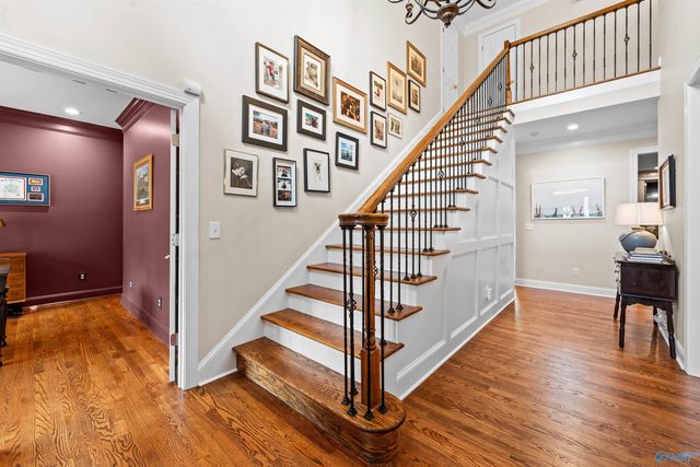 7864 Walsingham Road, Huntsville, AL 35802