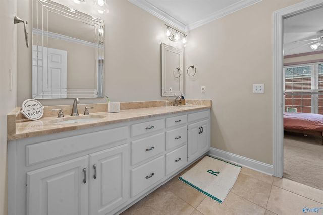 7864 Walsingham Road, Huntsville, AL 35802