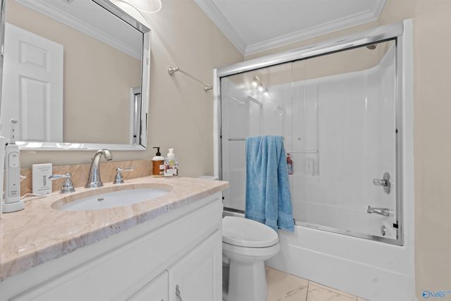 7864 Walsingham Road, Huntsville, AL 35802