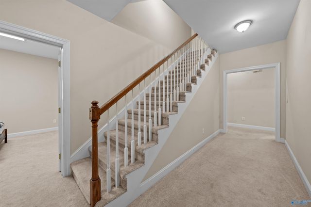 7864 Walsingham Road, Huntsville, AL 35802