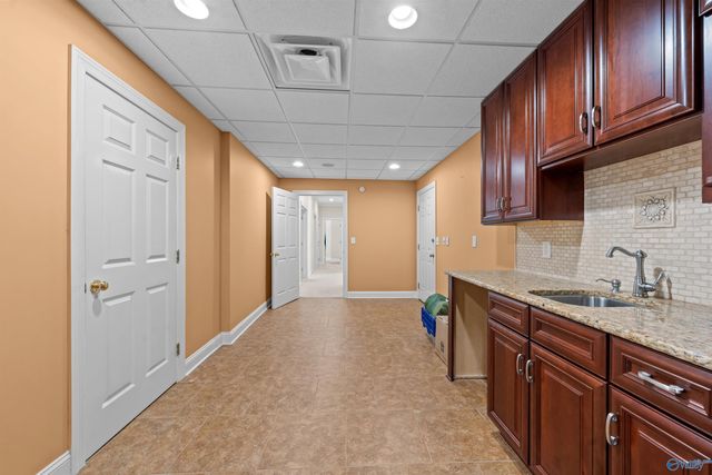 7864 Walsingham Road, Huntsville, AL 35802