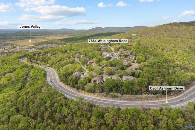 7864 Walsingham Road, Huntsville, AL 35802