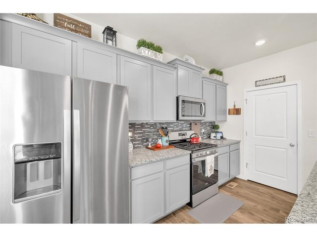 45824 Silverdrop Ave, Bennett, CO 80102