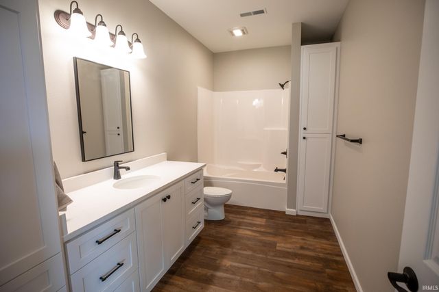 204 Fawn Court, Argos, IN 46501