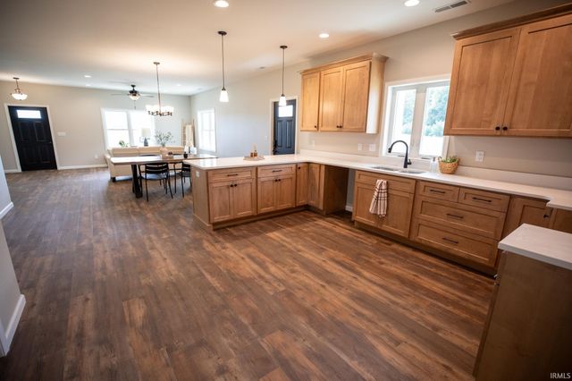 204 Fawn Court, Argos, IN 46501