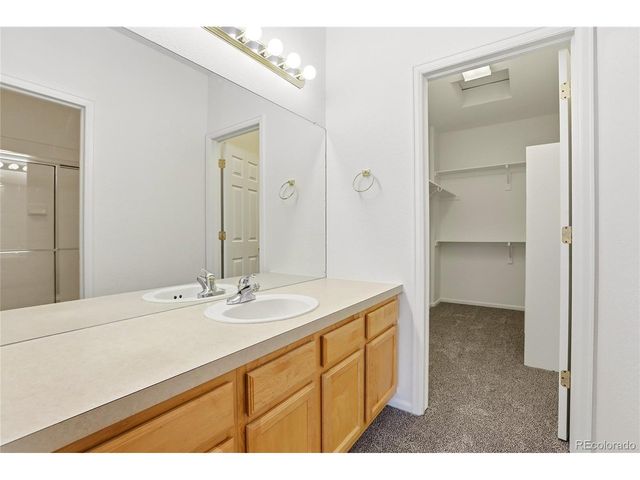 1435 S Chambers Rd 104, Aurora, CO 80017