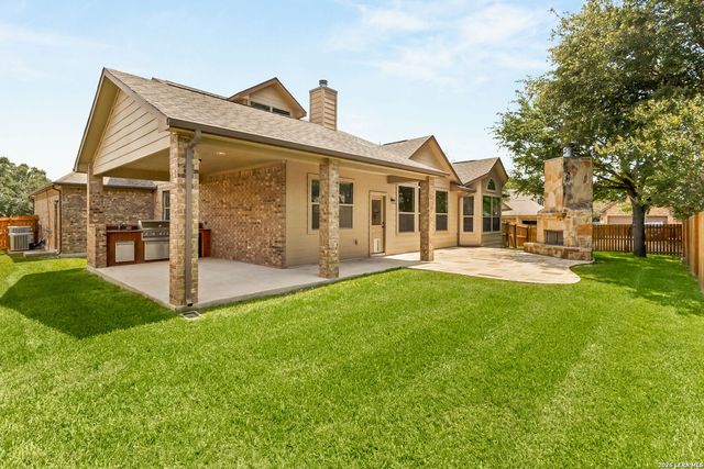 1017 Georgia Mae, Schertz, TX 78154