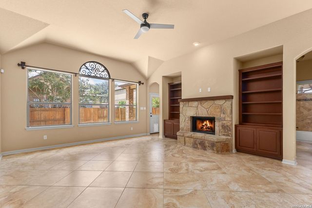 1017 Georgia Mae, Schertz, TX 78154
