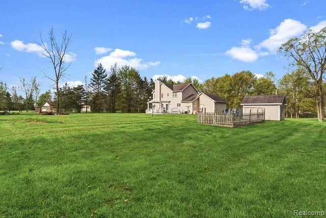 1128 N Morrish Road, Flint, MI 48532