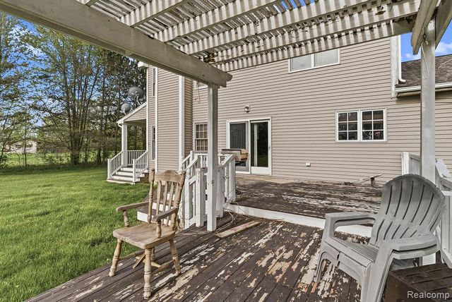 1128 N Morrish Road, Flint, MI 48532