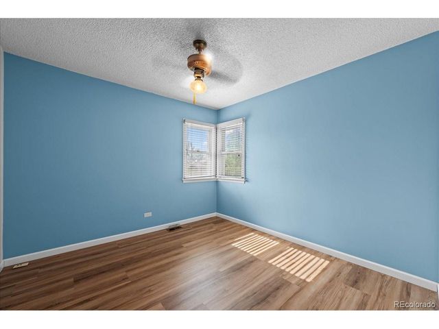 4660 Quitman St, Denver, CO 80212