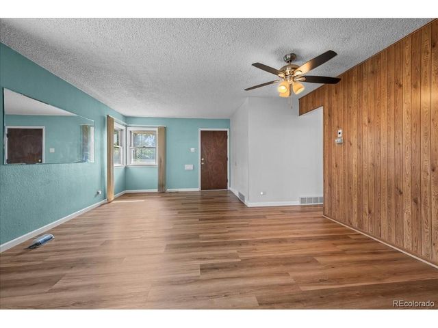 4660 Quitman St, Denver, CO 80212