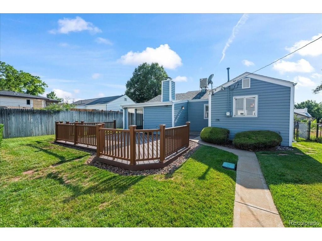 4660 Quitman St, Denver, CO 80212