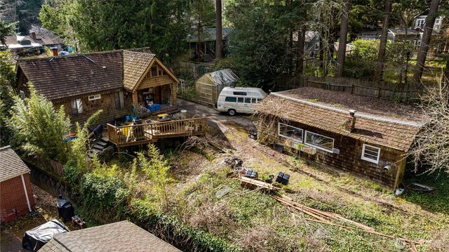 2552 NE 168th Street, Lake Forest Park, WA 98155