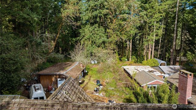 2552 NE 168th Street, Lake Forest Park, WA 98155