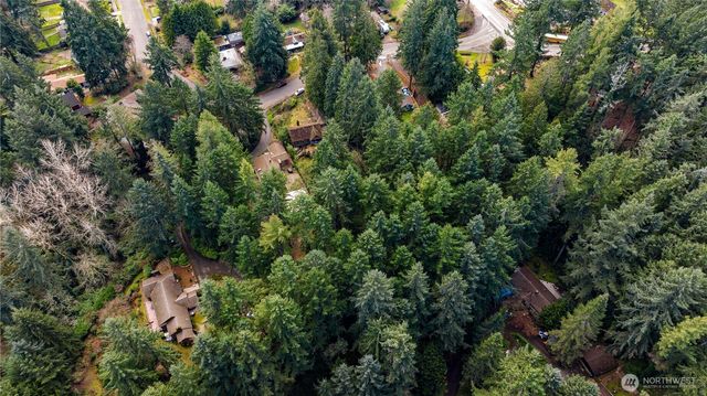 2552 NE 168th Street, Lake Forest Park, WA 98155