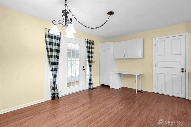 610 Saxony Drive, Xenia, OH 45385