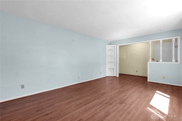 610 Saxony Drive, Xenia, OH 45385