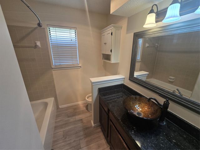 508 Tarragon Lane, Euless, TX 76039
