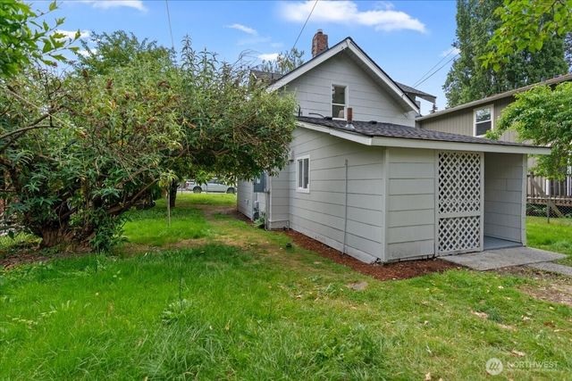 2322 S Ash Street, Tacoma, WA 98405