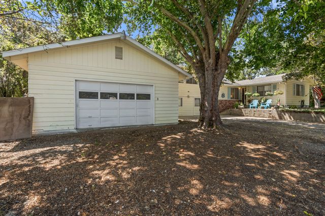 2575 Broadview Avenue, Medford, OR 97501