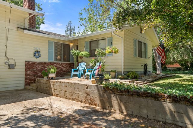 2575 Broadview Avenue, Medford, OR 97501