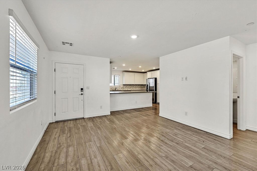 6166 Rathbone Street, Las Vegas, NV 89166 — photo 5
