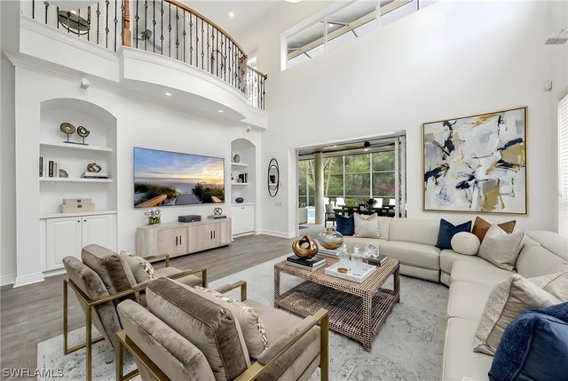 9266 Troon Lakes DR, Naples, FL 34109