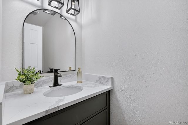 7713 E Jamison Drive, Centennial, CO 80112