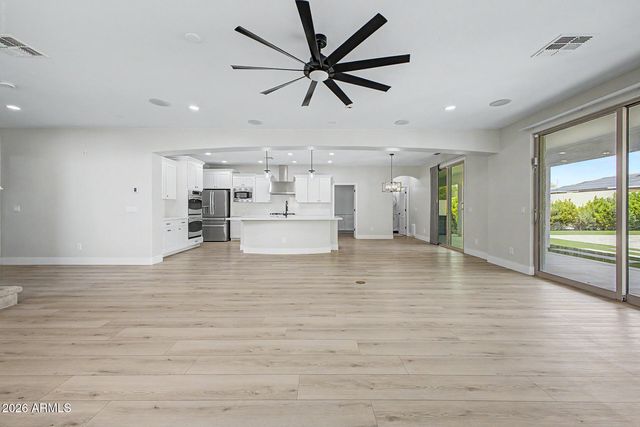 18534 W DENTON Avenue, Litchfield Park, AZ 85340