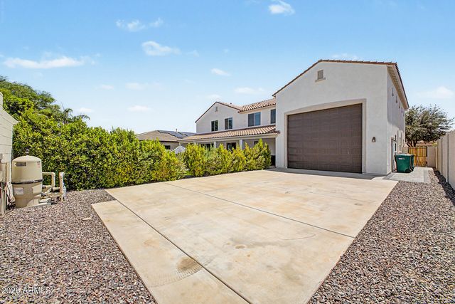 18534 W DENTON Avenue, Litchfield Park, AZ 85340