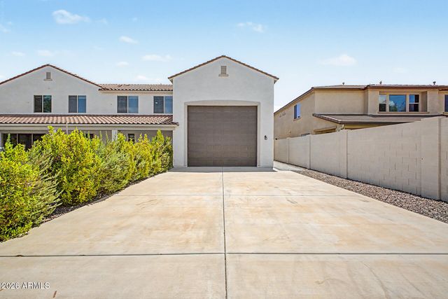 18534 W DENTON Avenue, Litchfield Park, AZ 85340