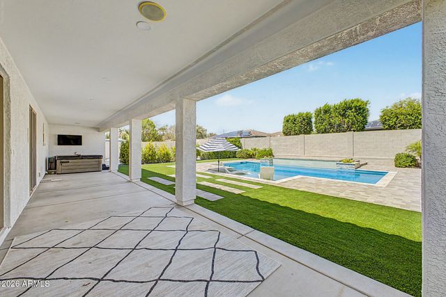 18534 W DENTON Avenue, Litchfield Park, AZ 85340
