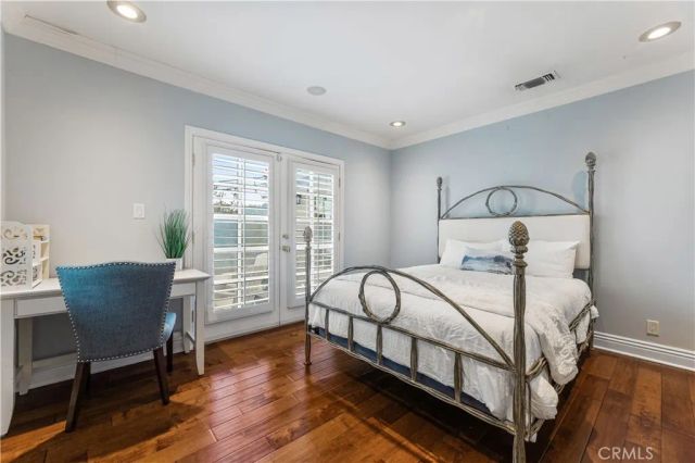 10518 Wellworth, Los Angeles, CA 90024