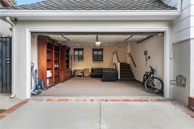 10518 Wellworth, Los Angeles, CA 90024