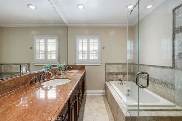 10518 Wellworth, Los Angeles, CA 90024