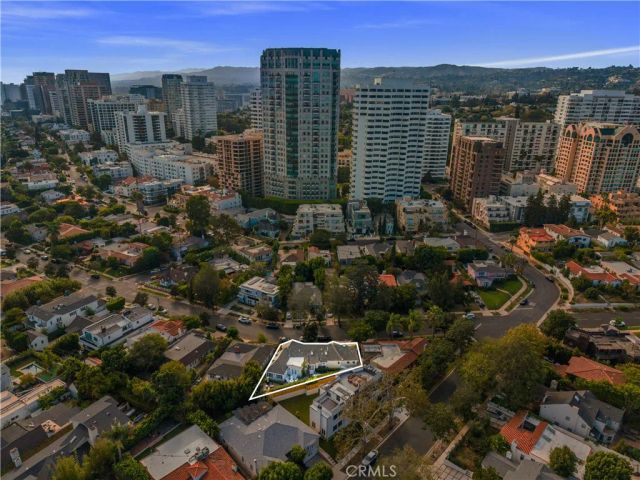 10518 Wellworth, Los Angeles, CA 90024