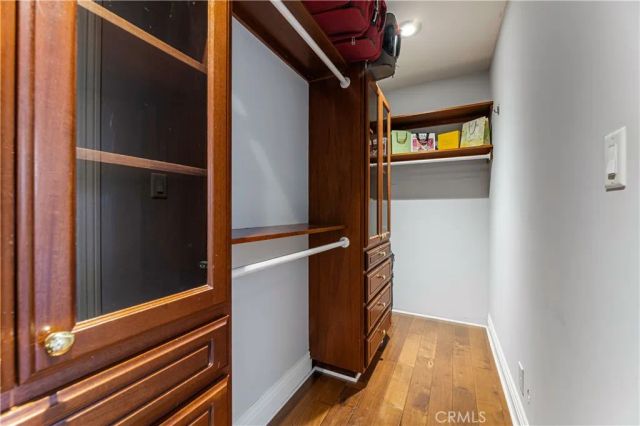 10518 Wellworth, Los Angeles, CA 90024