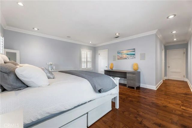 10518 Wellworth, Los Angeles, CA 90024