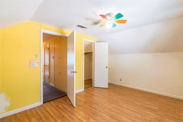 1220 Farnham Court E, Irving, TX 75062