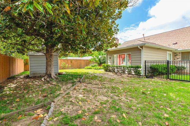 1220 Farnham Court E, Irving, TX 75062