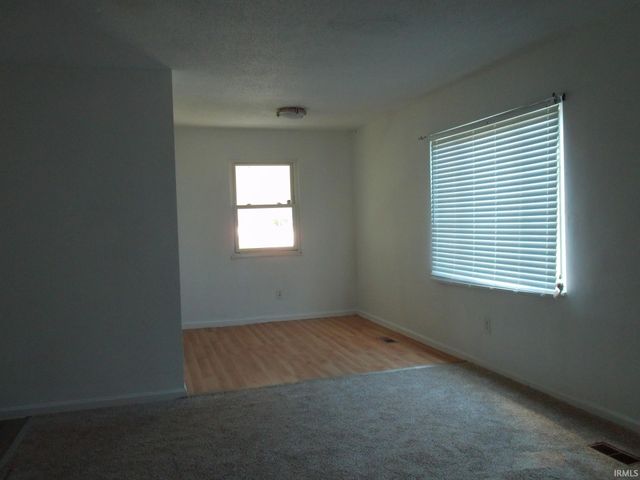 2600 Hawthorne Avenue, Evansville, IN 47714