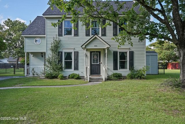 405 Wolf Run Drive, Jacksonville, NC 28546