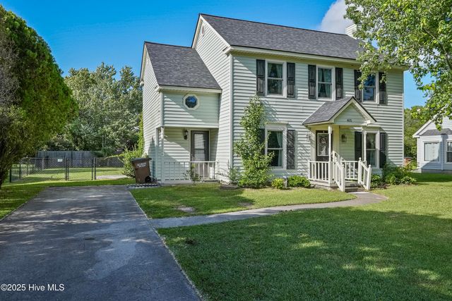405 Wolf Run Drive, Jacksonville, NC 28546
