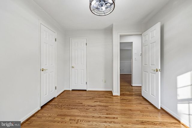 8808 MCNAIR DR, Alexandria, VA 22309
