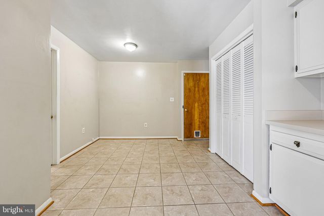8808 MCNAIR DR, Alexandria, VA 22309