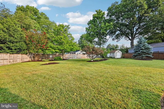 8808 MCNAIR DR, Alexandria, VA 22309