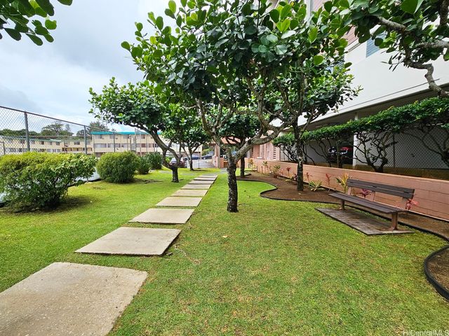 46-255 Kahuhipa Street A202, Kaneohe, HI 96744