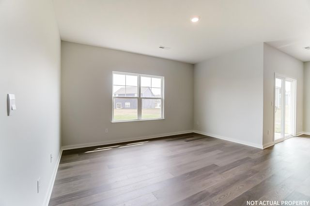 579 Darliene Drive, Plain City, OH 43064