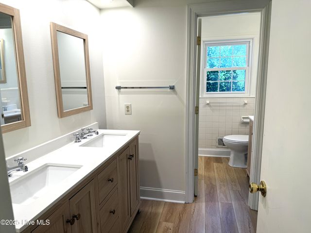 2105 Dallas Drive, Kinston, NC 28504